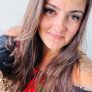 Meet your Posher, Kandys